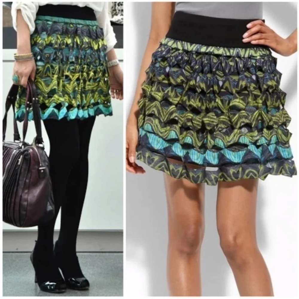 DVF Green Gunita Abstract Cut Out Mini Skirt Size 0 XS Diane Von Furstenberg